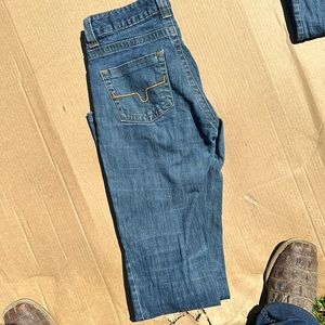 Limes Betty’s 2/36